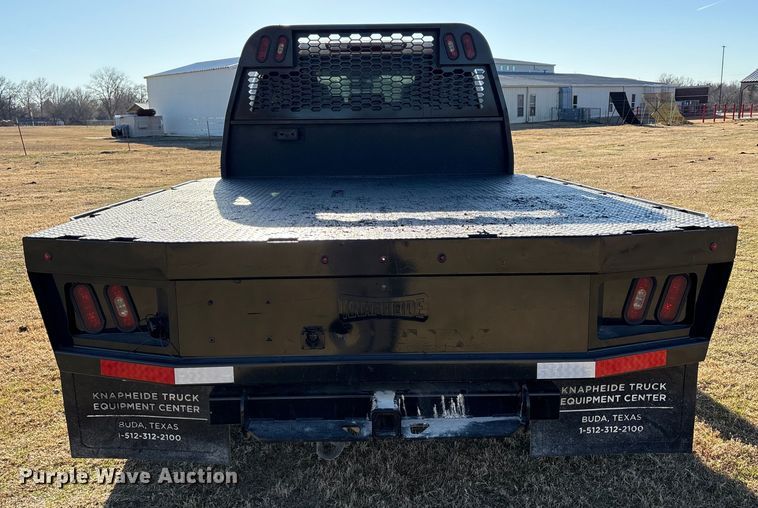 image for item FI0116 2020 GMC Sierra 3500HD Crew Cab flatbed pickup truck