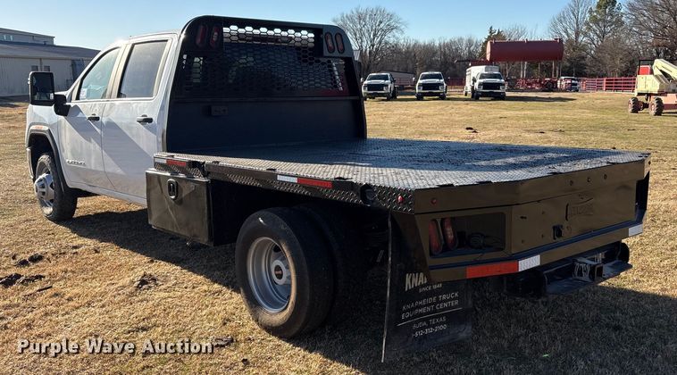 image for item FI0116 2020 GMC Sierra 3500HD Crew Cab flatbed pickup truck