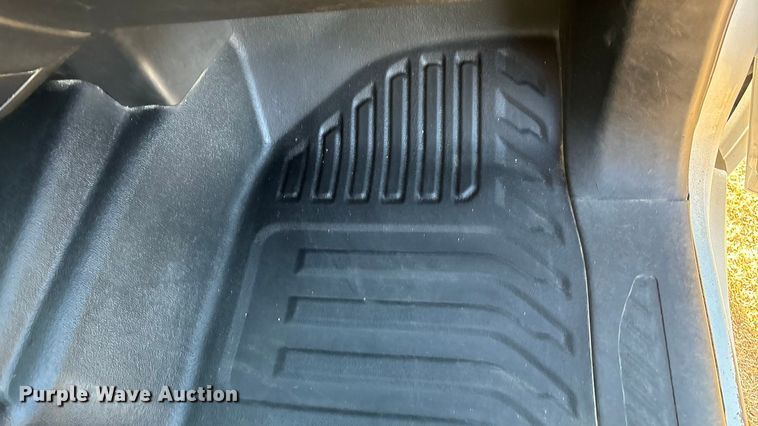 image for item FI0116 2020 GMC Sierra 3500HD Crew Cab flatbed pickup truck