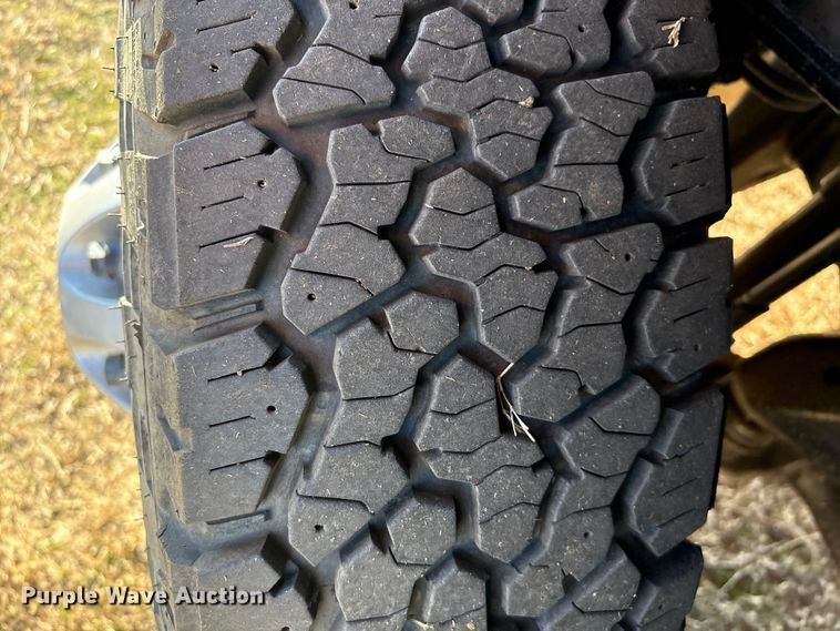 image for item FI0116 2020 GMC Sierra 3500HD Crew Cab flatbed pickup truck