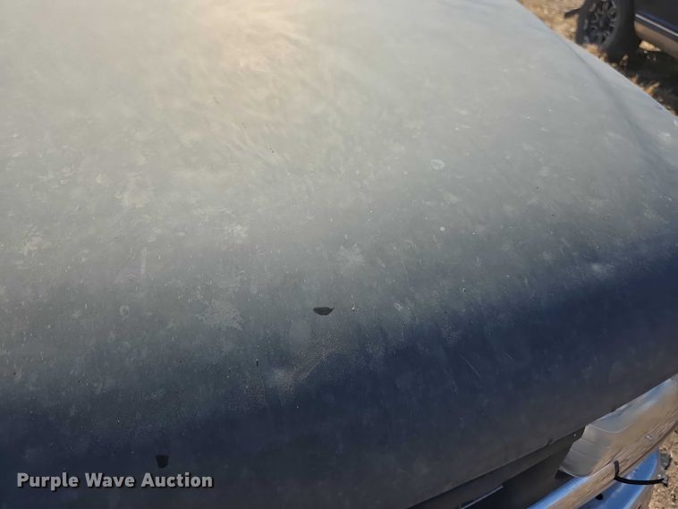 image for item FI0702 2000 Chevrolet Silverado 1500 Ext. Cab pickup truck