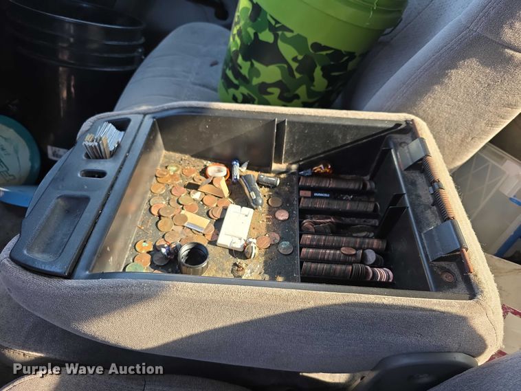 image for item FI0702 2000 Chevrolet Silverado 1500 Ext. Cab pickup truck