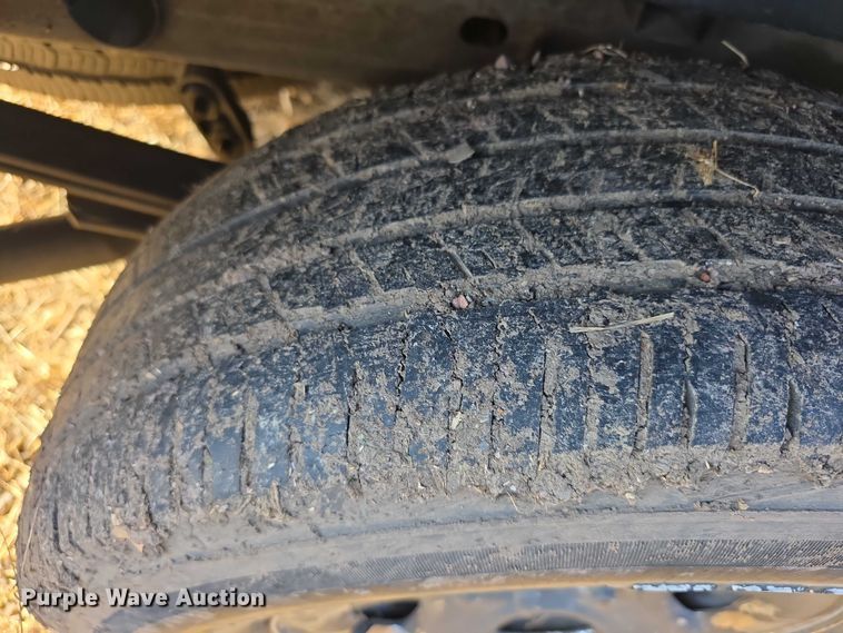 image for item FI0702 2000 Chevrolet Silverado 1500 Ext. Cab pickup truck