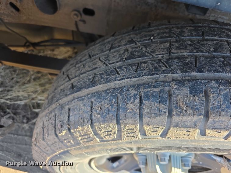 image for item FI0702 2000 Chevrolet Silverado 1500 Ext. Cab pickup truck