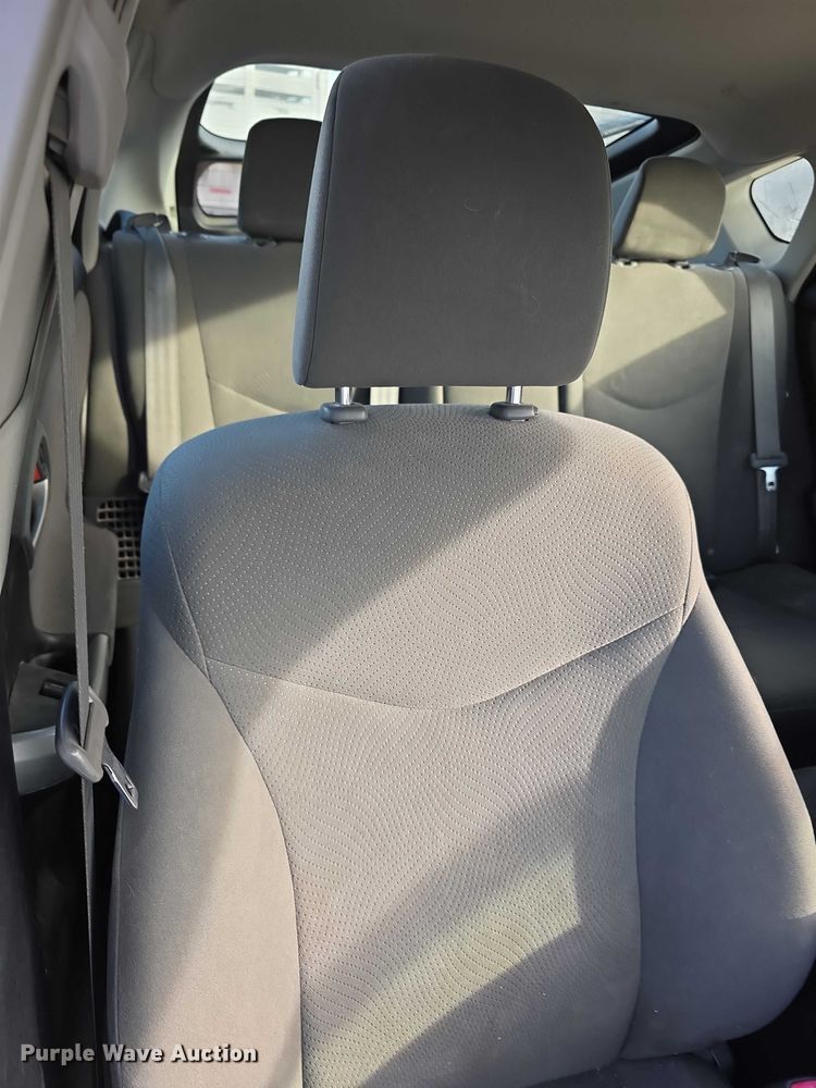 image for item FI0735 2012 Toyota Prius 