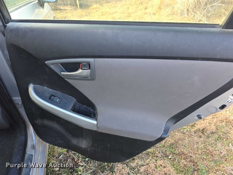 image for item FI0735 2012 Toyota Prius 