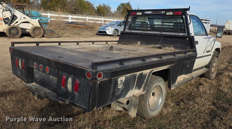 image for item FI0736 1998 Dodge Ram 3500 flatbed pickup truck