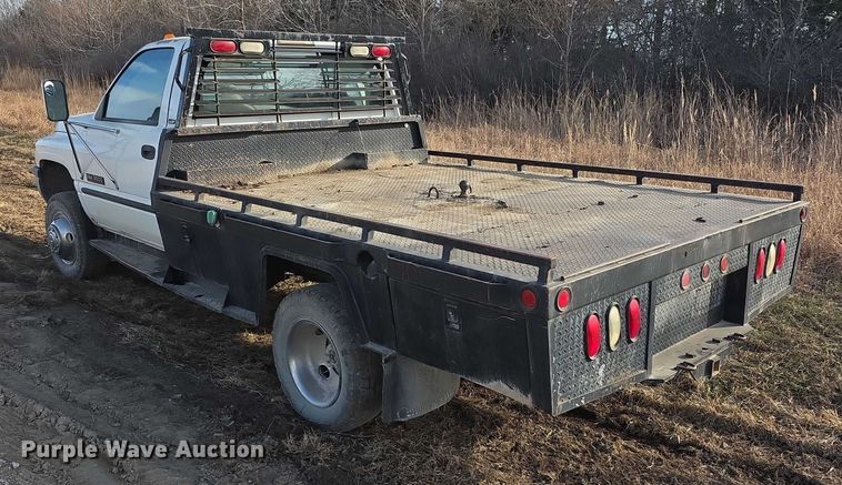 image for item FI0736 1998 Dodge Ram 3500 flatbed pickup truck