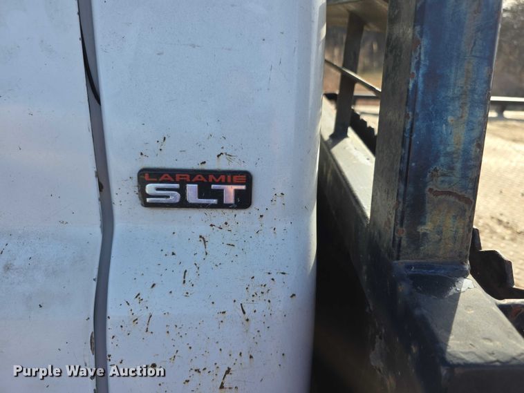 image for item FI0736 1998 Dodge Ram 3500 flatbed pickup truck