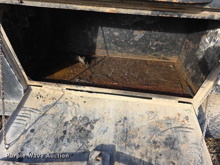 image for item FI0736 1998 Dodge Ram 3500 flatbed pickup truck