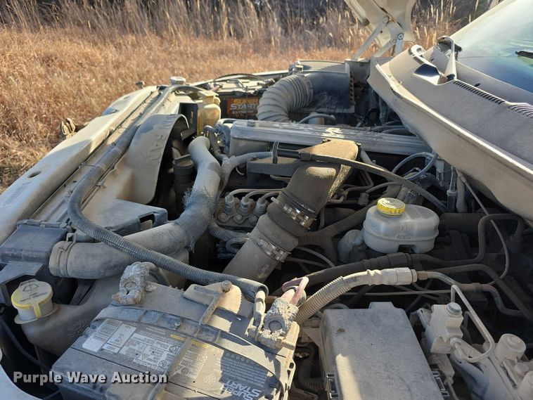 image for item FI0736 1998 Dodge Ram 3500 flatbed pickup truck