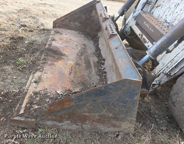 image for item FI0737 1998 Bobcat 873 skid steer loader