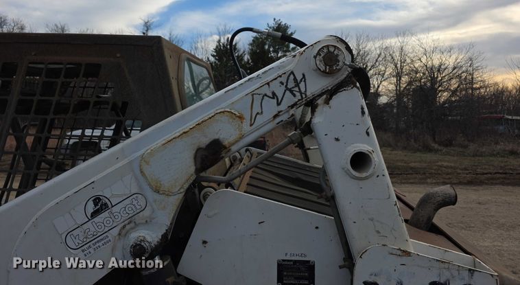 image for item FI0737 1998 Bobcat 873 skid steer loader