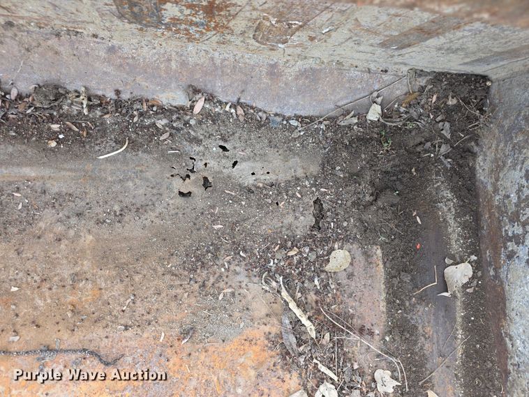 image for item FI0737 1998 Bobcat 873 skid steer loader