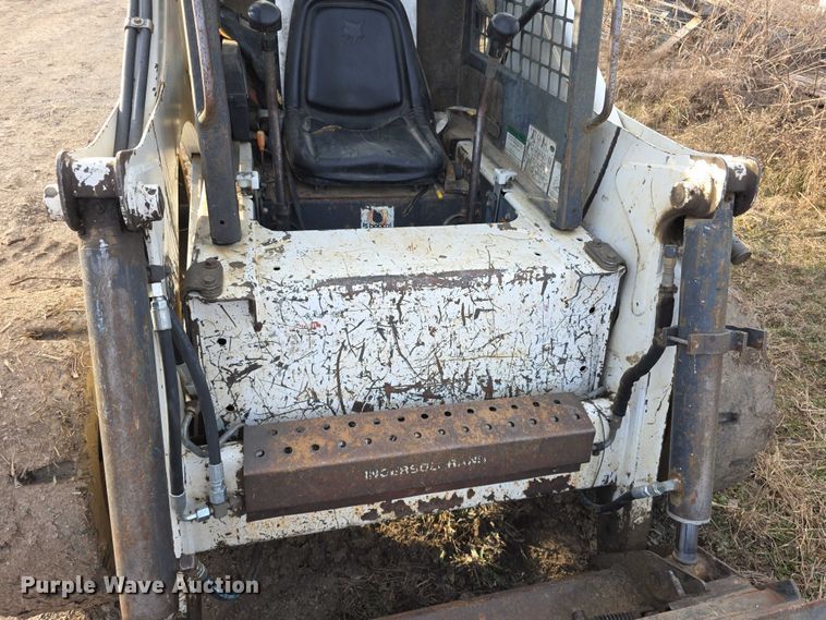 image for item FI0737 1998 Bobcat 873 skid steer loader