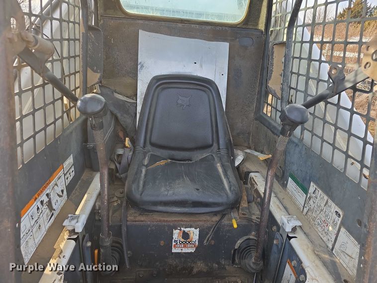 image for item FI0737 1998 Bobcat 873 skid steer loader