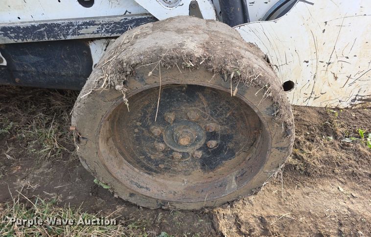 image for item FI0737 1998 Bobcat 873 skid steer loader