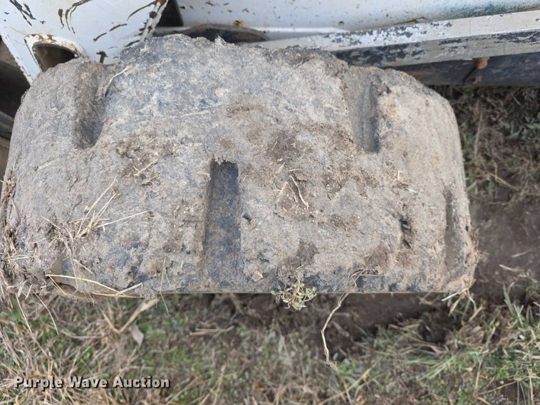 image for item FI0737 1998 Bobcat 873 skid steer loader