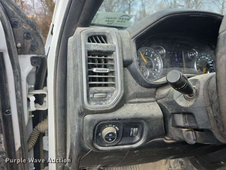 image for item FI0745 2021 RAM 2500 Crew Cab pickup truck