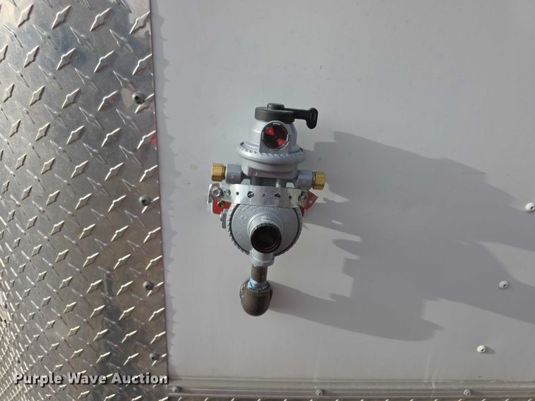 image for item FI0758 2014 Arising 714VTRW food trailer