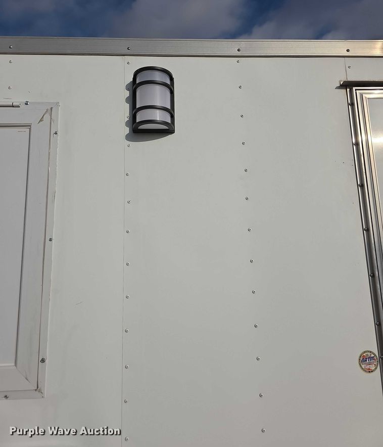 image for item FI0758 2014 Arising 714VTRW food trailer