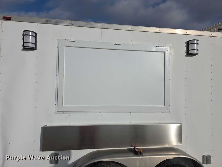 image for item FI0758 2014 Arising 714VTRW food trailer