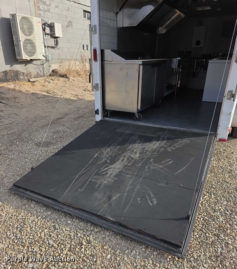 image for item FI0758 2014 Arising 714VTRW food trailer