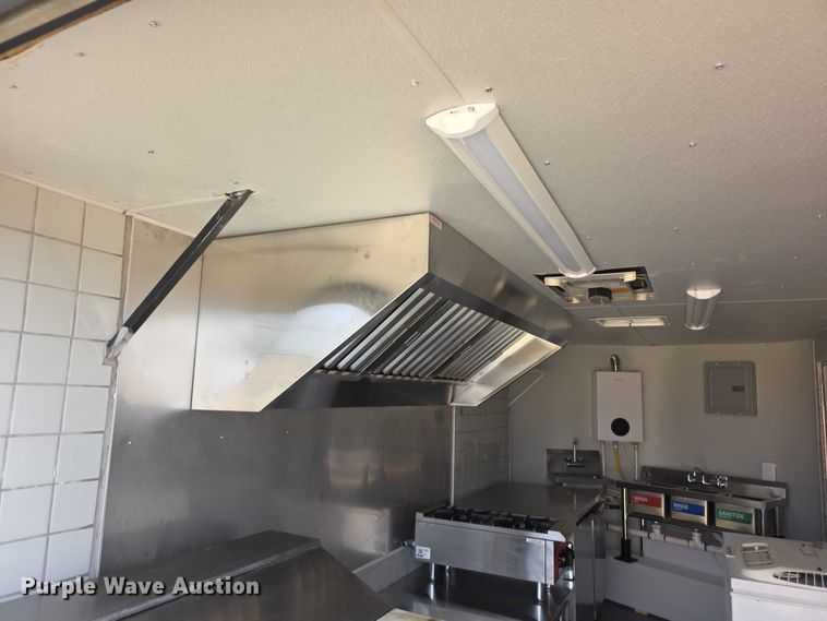 image for item FI0758 2014 Arising 714VTRW food trailer