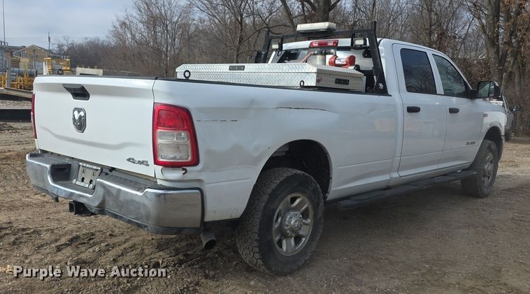 image for item FI0811 2021 RAM 2500 Crew Cab pickup truck