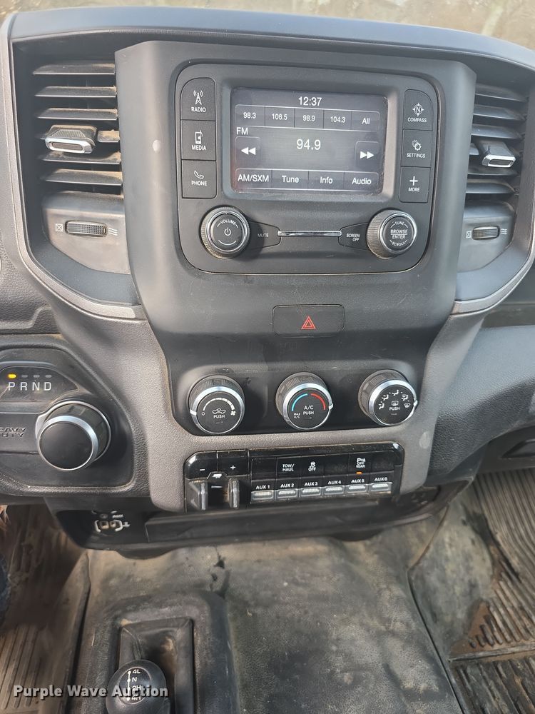 image for item FI0811 2021 RAM 2500 Crew Cab pickup truck