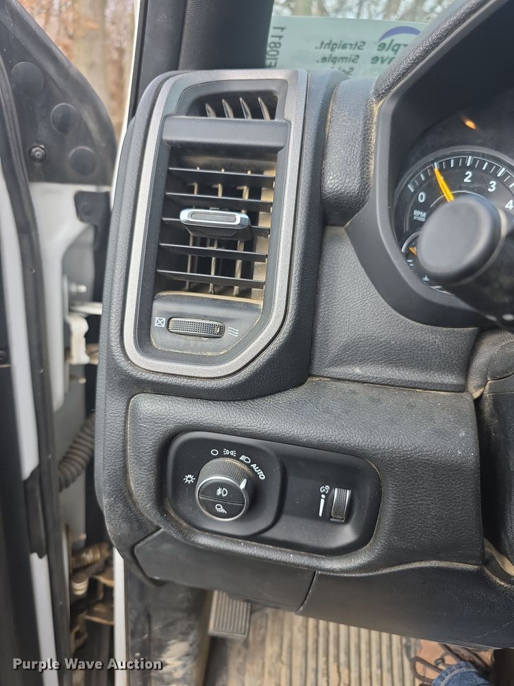 image for item FI0811 2021 RAM 2500 Crew Cab pickup truck