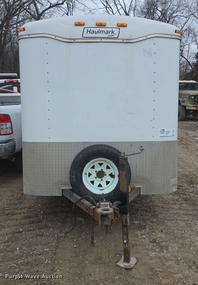 image for item FI0814 2004 Haulmark Transport DLX enclosed cargo trailer