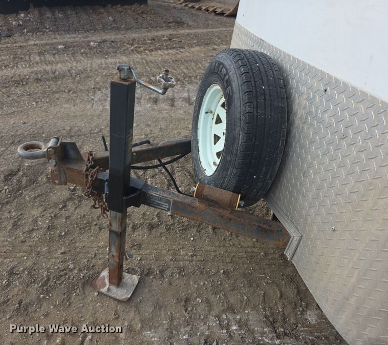 image for item FI0814 2004 Haulmark Transport DLX enclosed cargo trailer