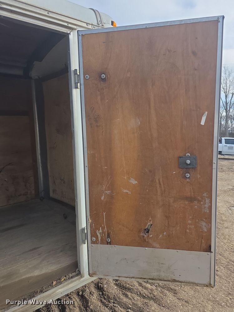 image for item FI0814 2004 Haulmark Transport DLX enclosed cargo trailer