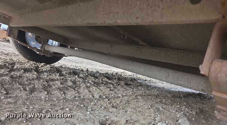 image for item FI0814 2004 Haulmark Transport DLX enclosed cargo trailer