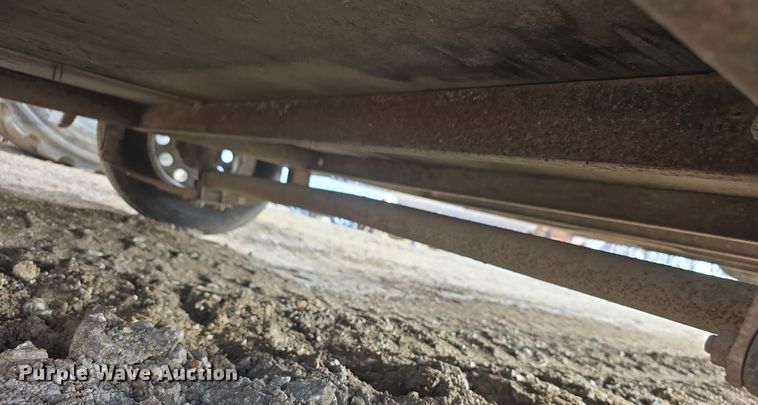 image for item FI0814 2004 Haulmark Transport DLX enclosed cargo trailer