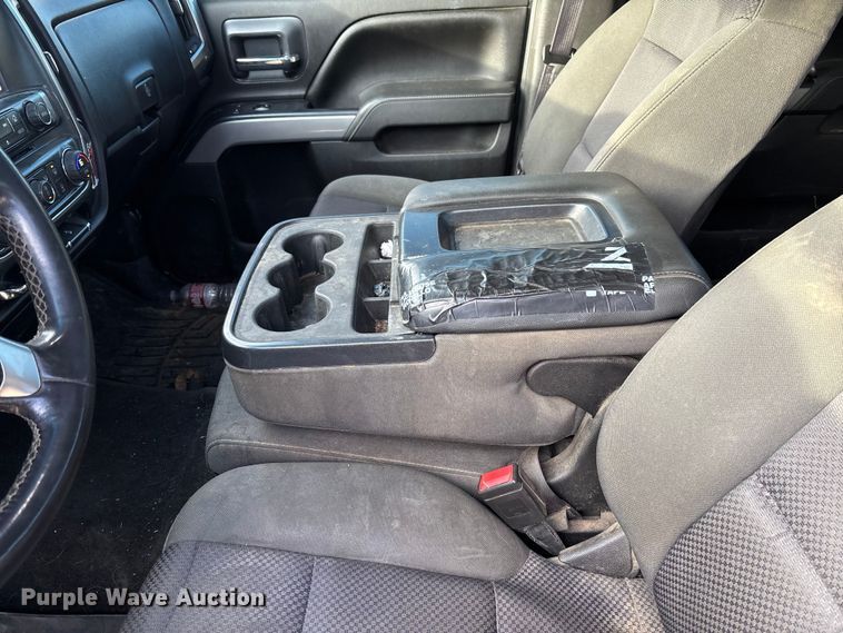 image for item FI1606 2015 Chevrolet Silverado 1500 Crew Cab pickup truck