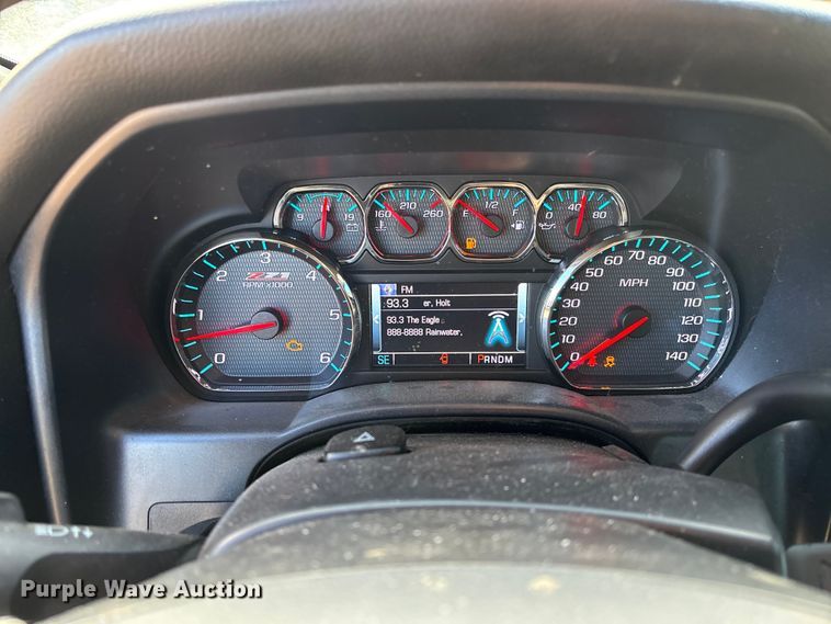 image for item FI1606 2015 Chevrolet Silverado 1500 Crew Cab pickup truck