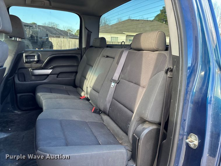 image for item FI1606 2015 Chevrolet Silverado 1500 Crew Cab pickup truck