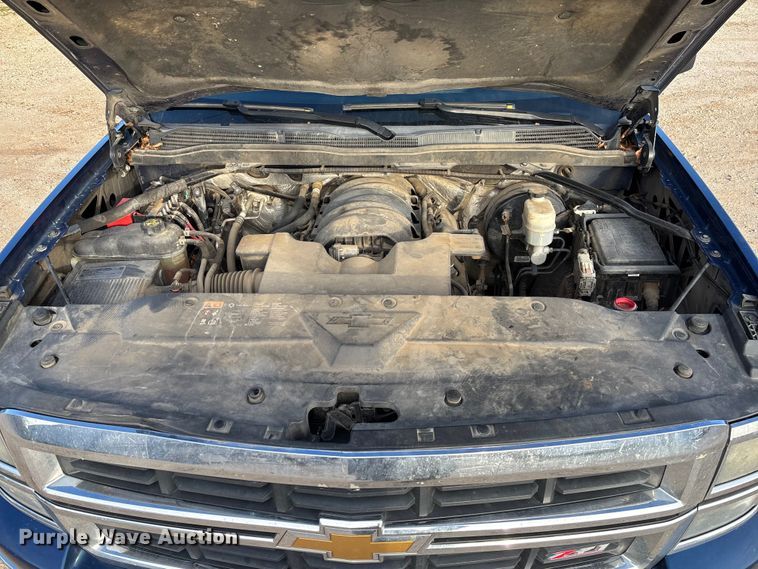 image for item FI1606 2015 Chevrolet Silverado 1500 Crew Cab pickup truck