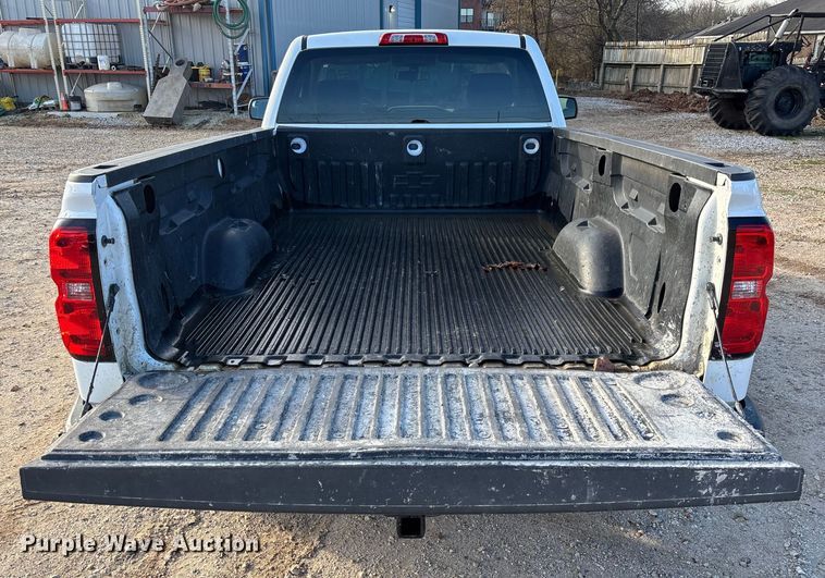 image for item FI1607 2018 Chevrolet Silverado 1500 pickup truck