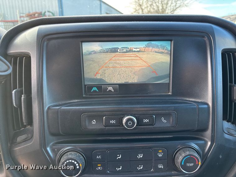 image for item FI1607 2018 Chevrolet Silverado 1500 pickup truck