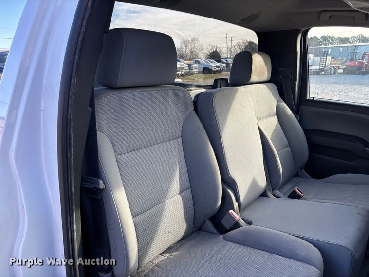 image for item FI1607 2018 Chevrolet Silverado 1500 pickup truck