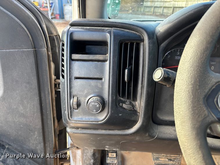 image for item FI1608 2016 Chevrolet Silverado 1500 pickup truck