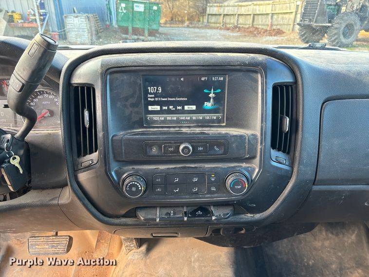 image for item FI1608 2016 Chevrolet Silverado 1500 pickup truck