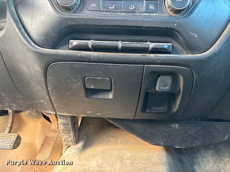 image for item FI1608 2016 Chevrolet Silverado 1500 pickup truck