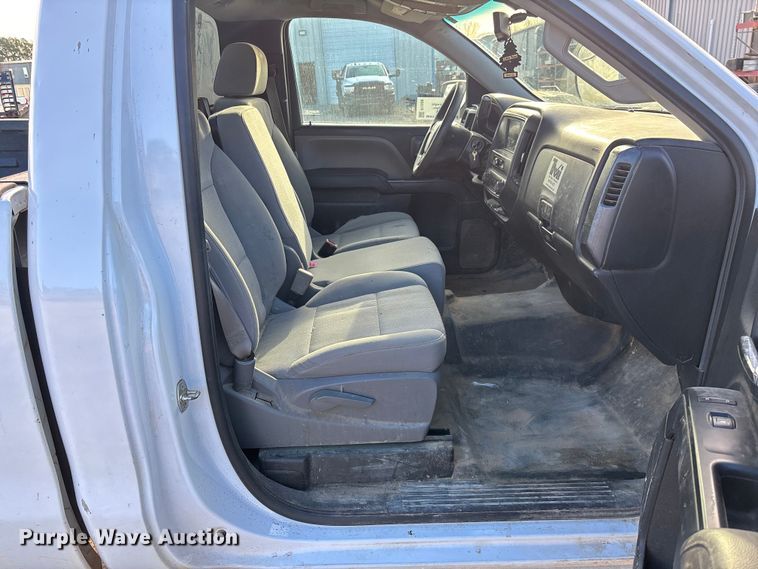 image for item FI1608 2016 Chevrolet Silverado 1500 pickup truck