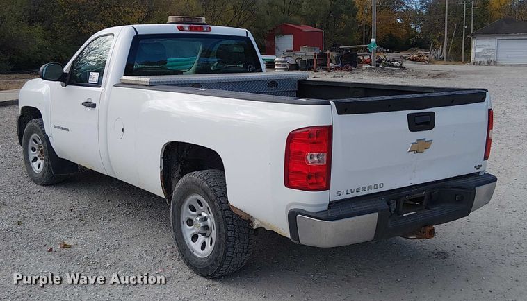 image for item FK0529 2011 Chevrolet Silverado 1500 pickup truck