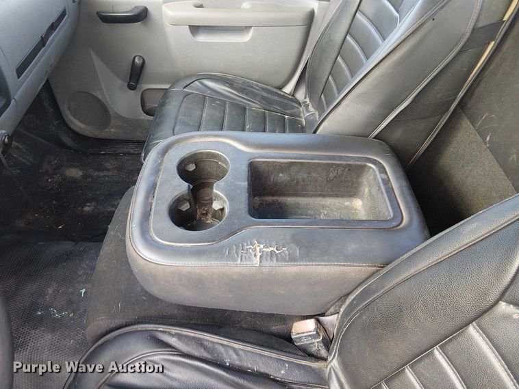 image for item FK0529 2011 Chevrolet Silverado 1500 pickup truck