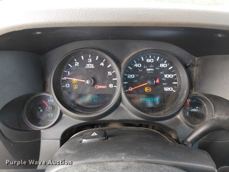 image for item FK0529 2011 Chevrolet Silverado 1500 pickup truck